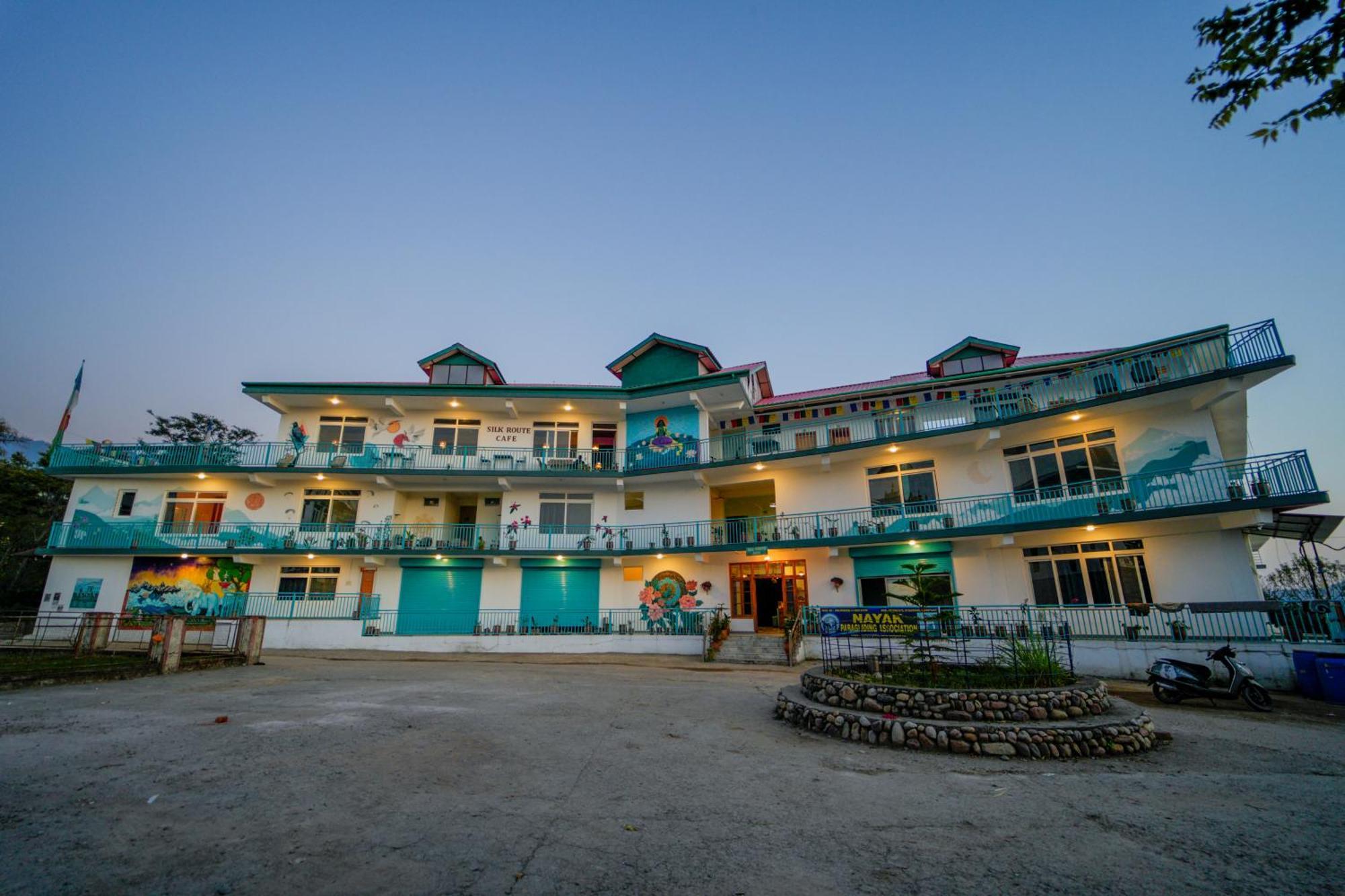 فندق Chokling Arthouse - The Treasure Of Himalayas Bīr المظهر الخارجي الصورة