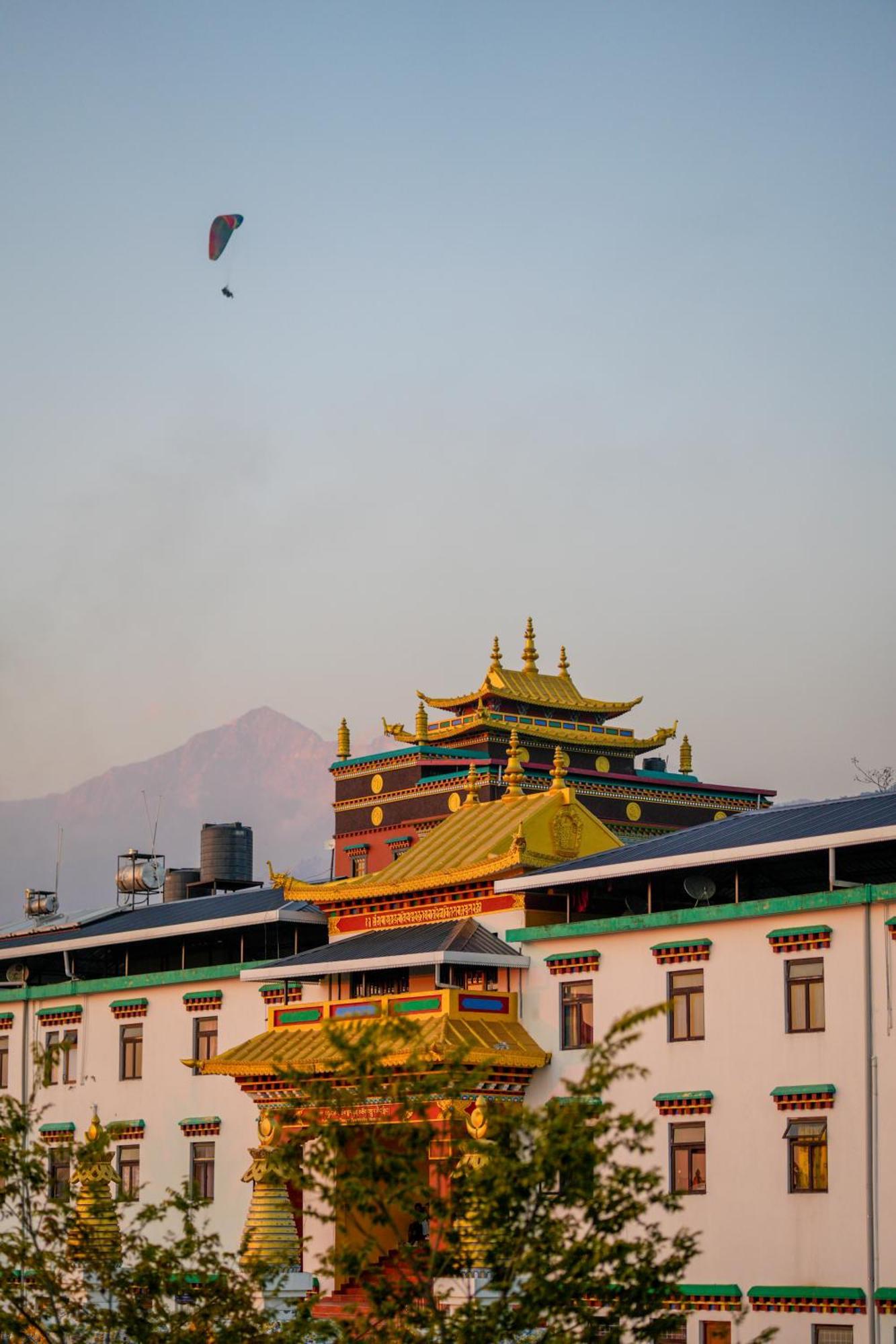 فندق Chokling Arthouse - The Treasure Of Himalayas Bīr المظهر الخارجي الصورة